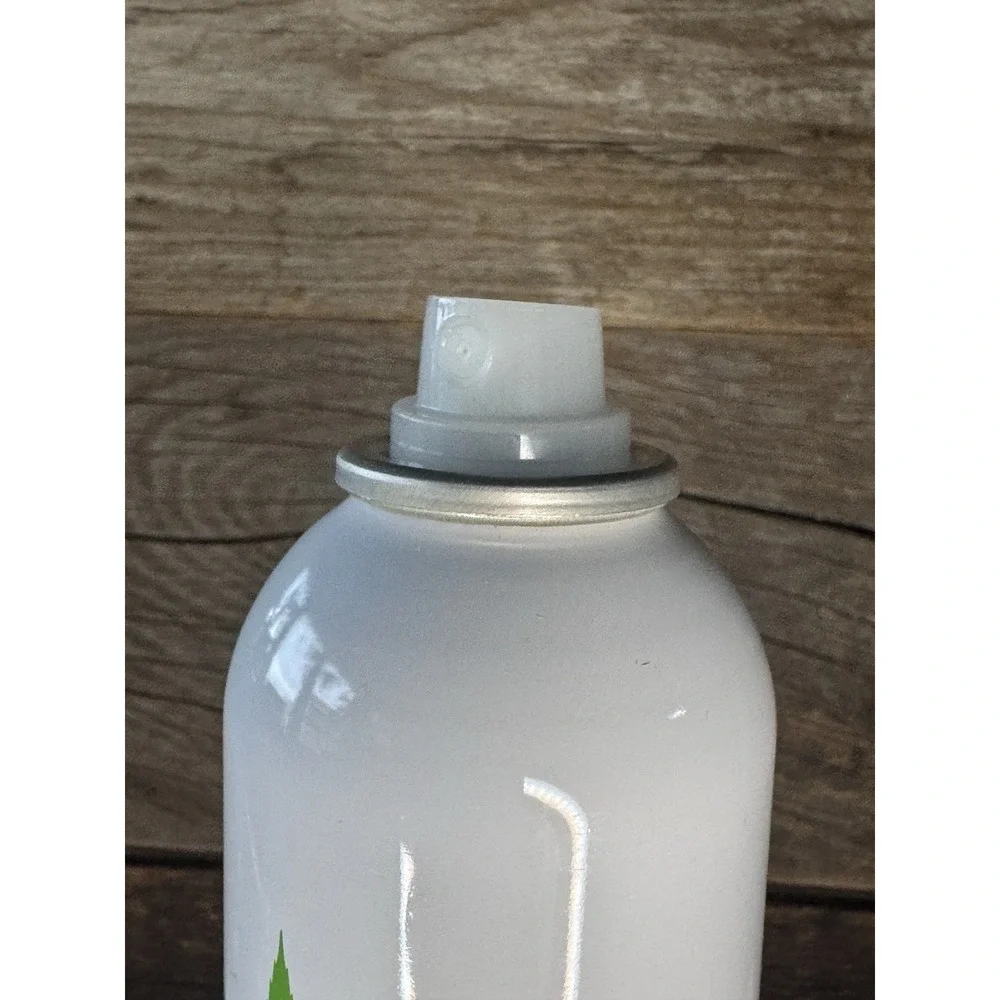 Hempz Herbal Workable Hairspray Medium Hold 8 Oz | MSRP =‎ $18